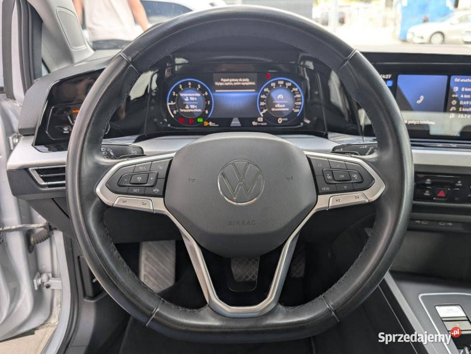 Volkswagen Golf 2023r Salon ACC Czujniki pt VC Gdańsk
