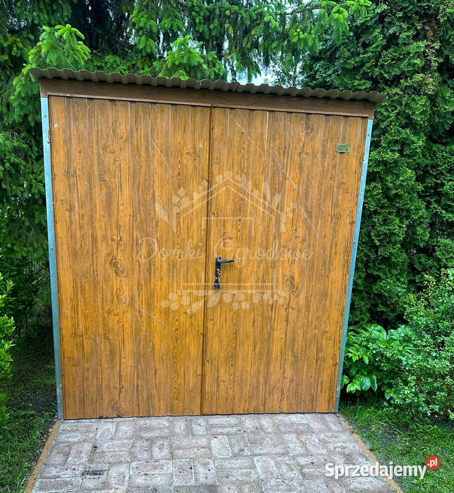 Schowek domek ogrodowy 18x25 drzwi drewnopodobny
