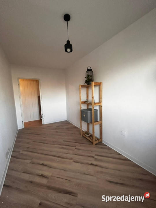 Przytulne 2pokoje Balkon Oddzielna kuchnia Metro Rok budowy 1970 Warszawa