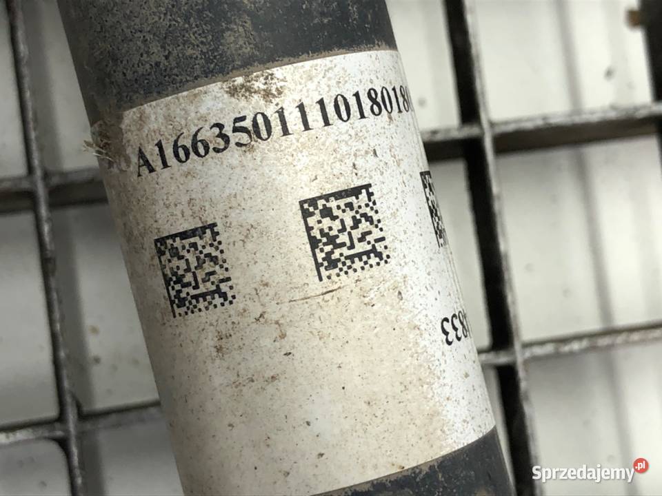 PÓŁOŚ LEWY TYŁ MERCEDES GLE A1663501110 30 258 podkarpackie