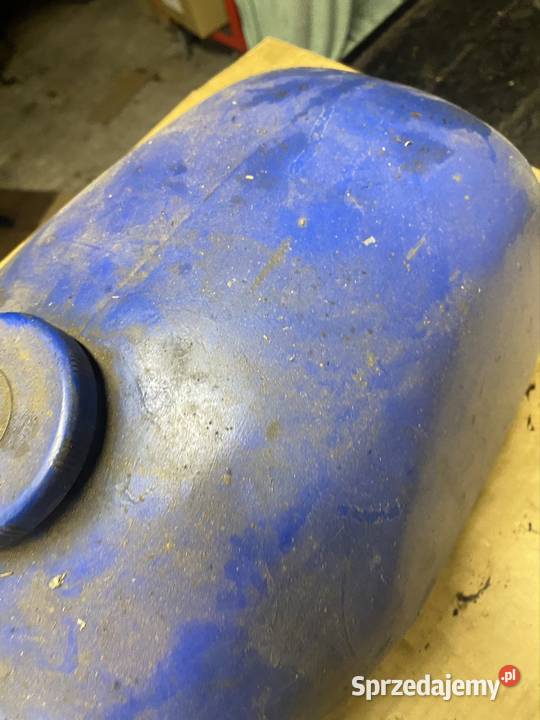 Wsk 125 175 zbiornik bak Garbuska Lututów