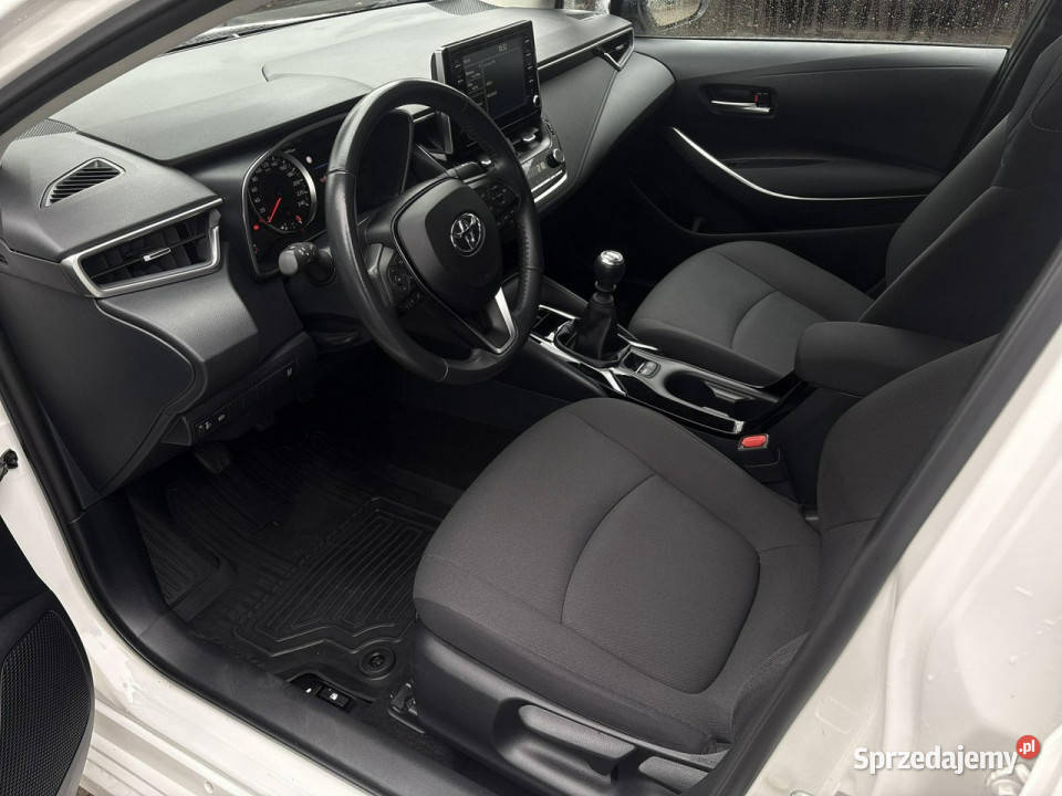 Toyota Corolla 15 VVTi 125 COMFORT salon Polska Warszawa