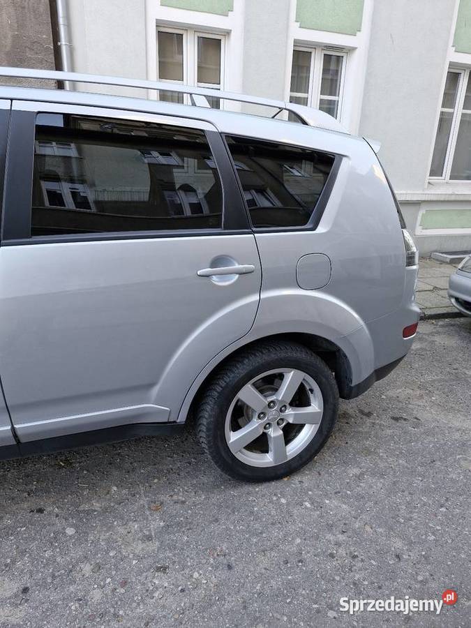 Mitsubishi Outlander 7 osobowy elektryczne szyby Outlander Koszalin sprzedam