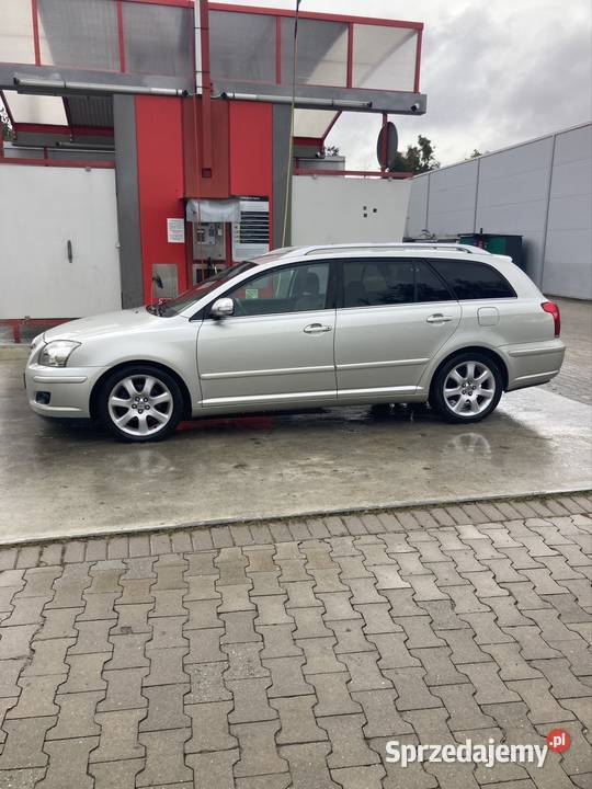 Toyota Avensis Kombi 20 VVTi 147 LIFT manual Oborniki Śląskie