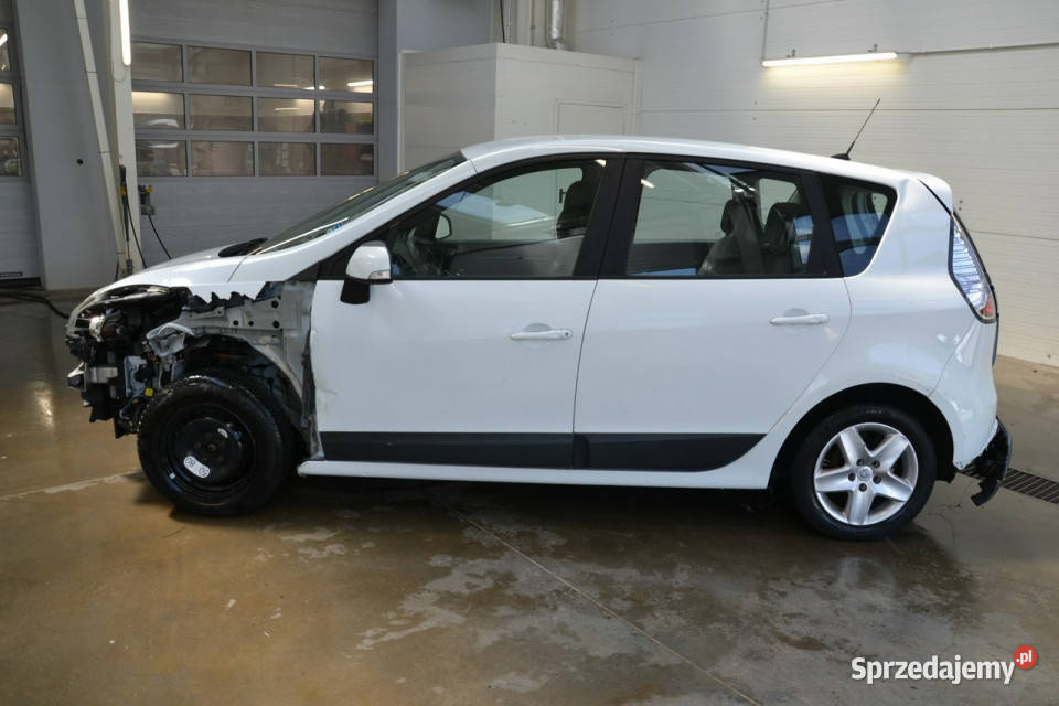 Renault Scenic LIFT 15 dci 95 climatronic 116381km małopolskie Kęty