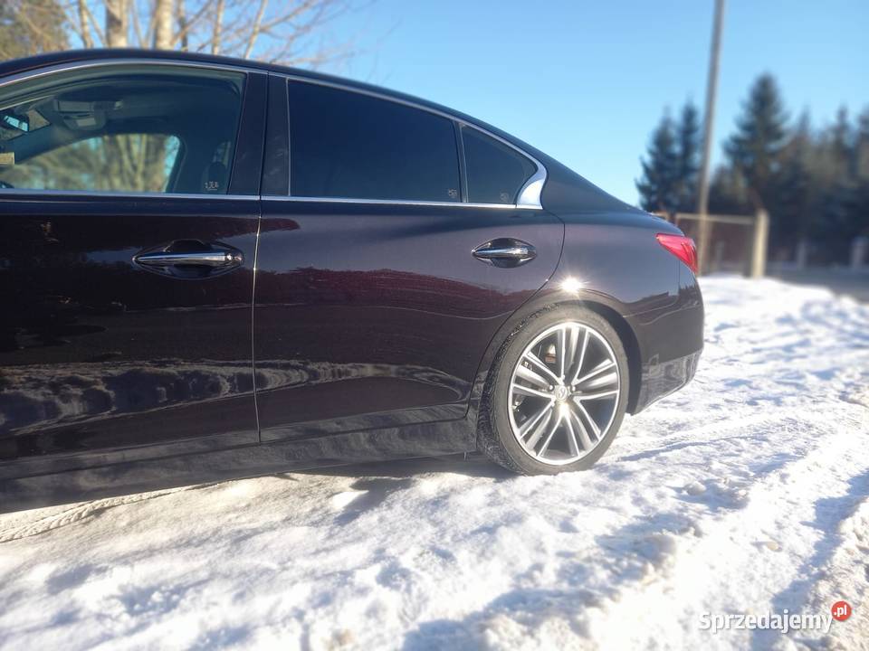 Infiniti Q50 35H europa stan