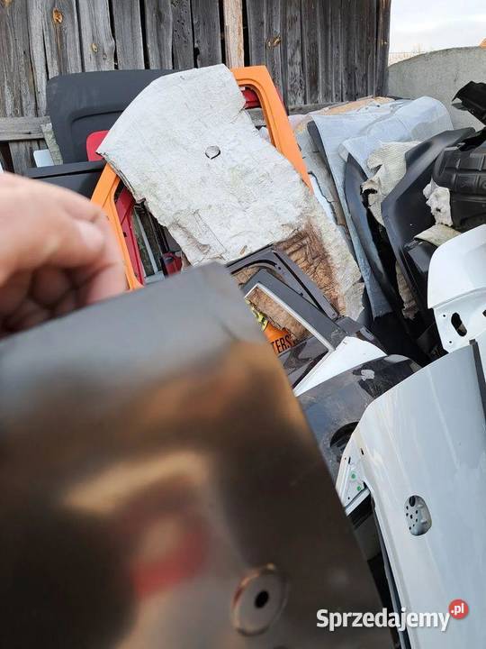 Drzwi prawe przednie 9843488980 Opel Combo E Drzwi
