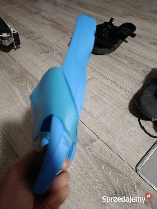 klapki basenowe damskie niebieskie rozmiar 39 Sandały i klapki Poznań sprzedam