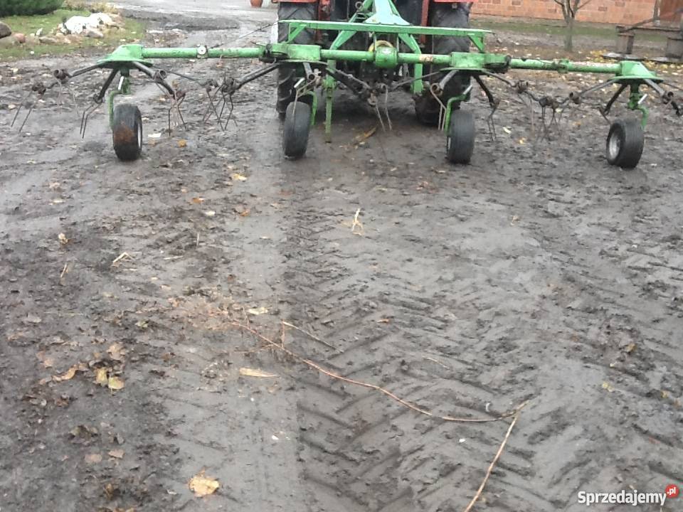 Przewracarka DeutzFahr Maszyny zielonkowe Ciepielów