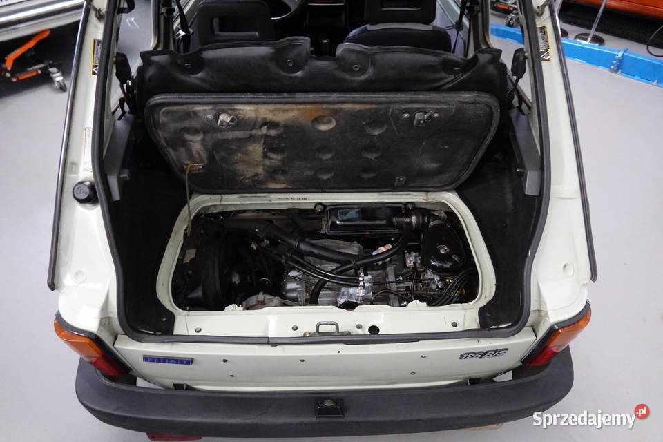 Fiat 126 BIS z 1990 roku mały bohater wielkiej Rok produkcji 1990 Zgierz