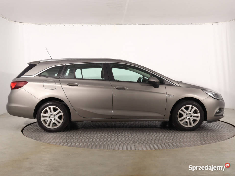 Opel Astra 14 T 92KM Katowice