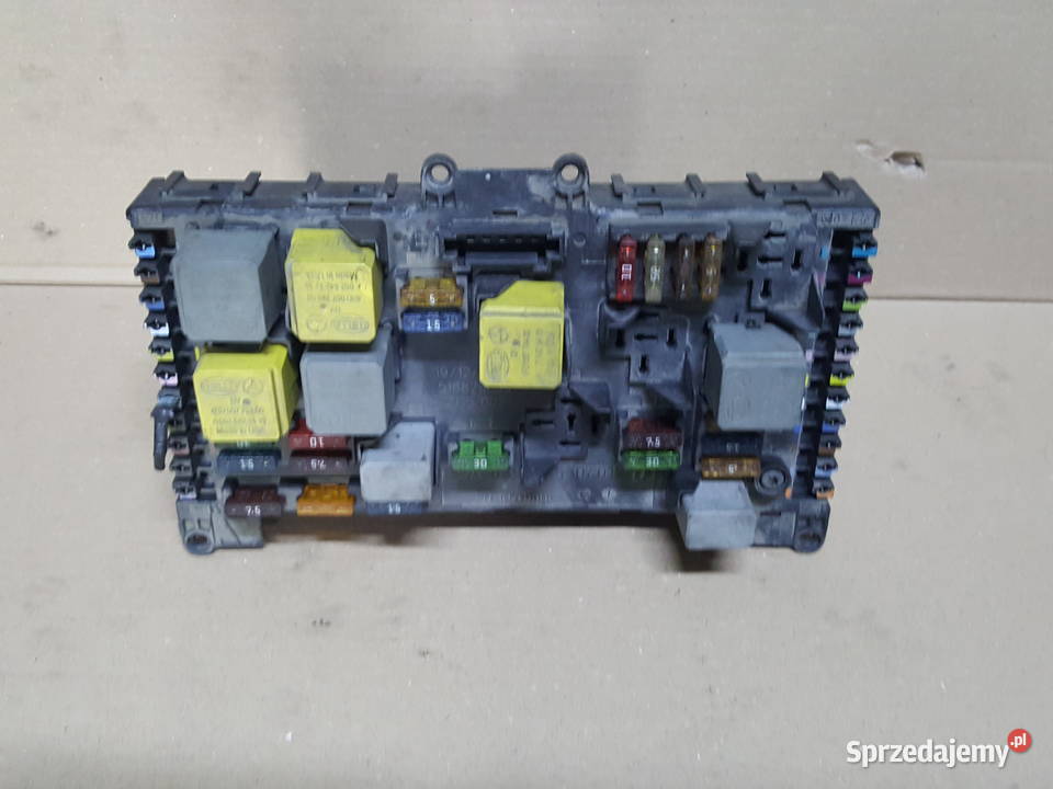 Moduł bezpieczników komfortu mercedes W 639 22 Gniewkowo