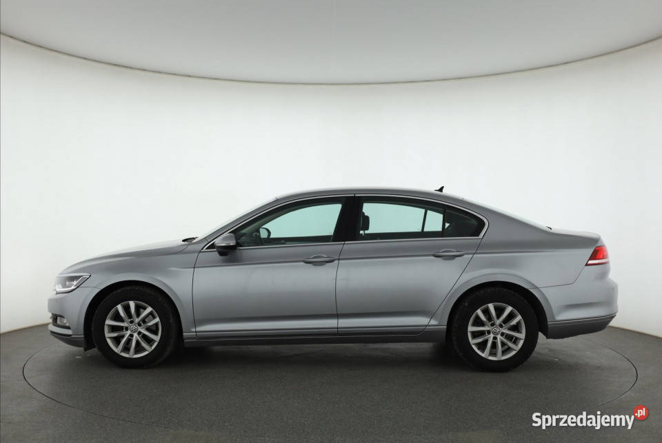 VW Passat 15 TSI nieuszkodzony dolnośląskie Bielany Wrocławskie