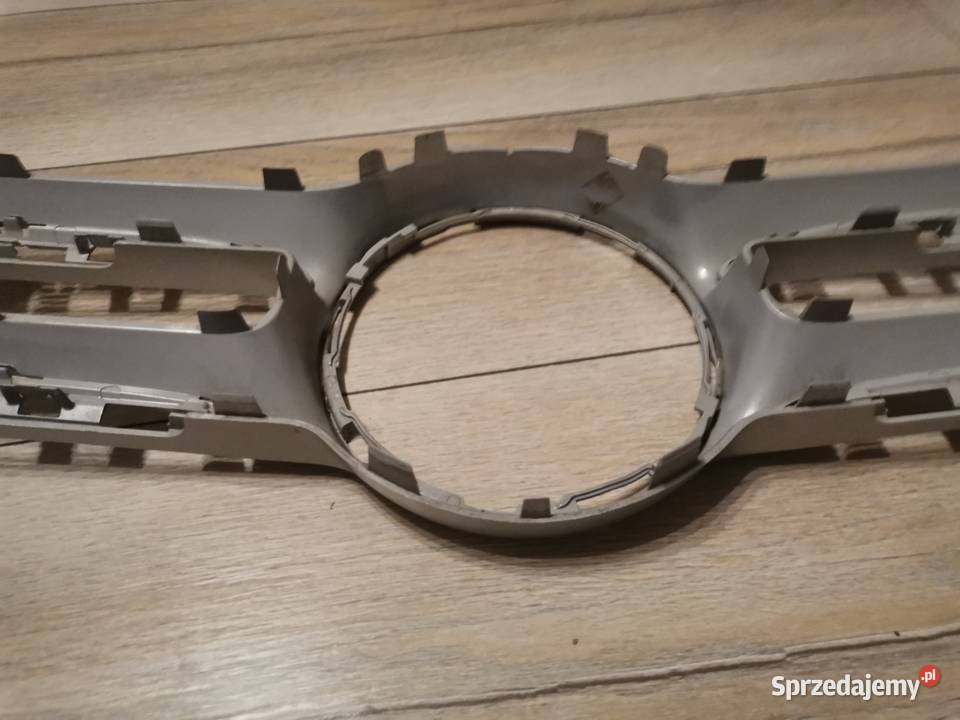 MERCEDES EKLASA W213 GRILL ATRAPA A2138880160 Części samochodowe Międzychód