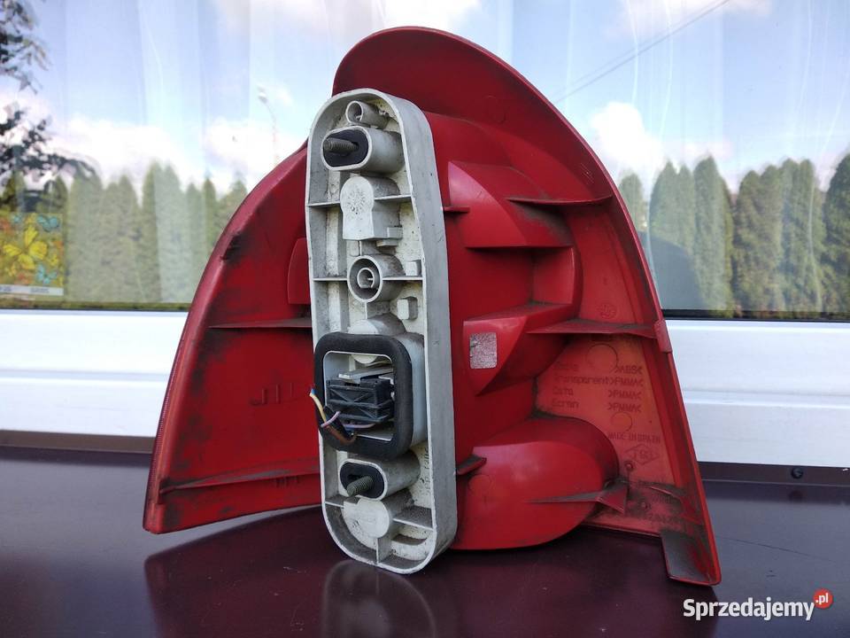 Renault Twingo I 1 FL LIFT lampa tył tylna prawa łódzkie Sieradz