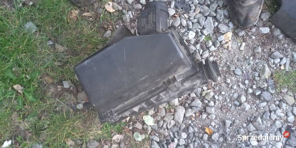 Obudowa filtra powietrza audi 80 B4 19 TDI Gorlice sprzedam