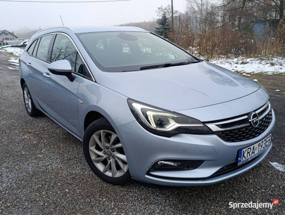 Opel Astra Astra Sports Tourer Bezwypadkowa mały ESP Dulowa