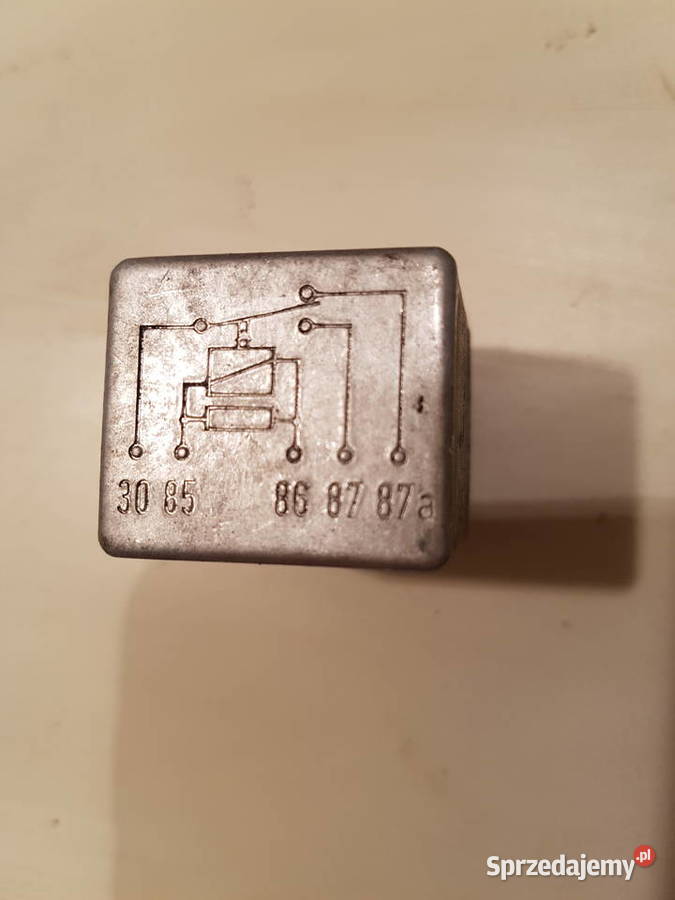 przekaźnik Mercedes 0015420219 W116 W124 W202 pomorskie