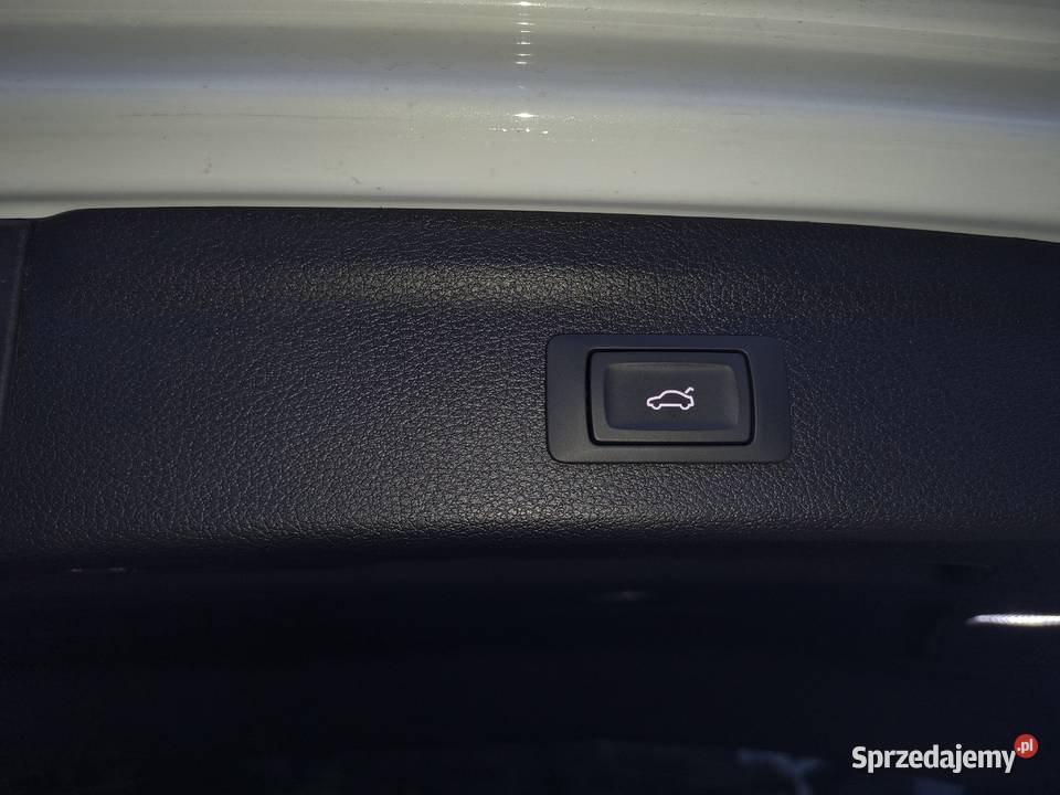 Śliczne mocne 45TFSI231 Audi Q3 Quatro SLine Rok produkcji 2022 Kraków sprzedam