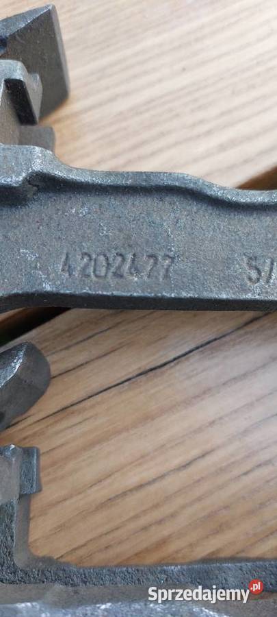 Jarzmo hamulca fiat 125p nowe oryginał małopolskie Cholerzyn sprzedam