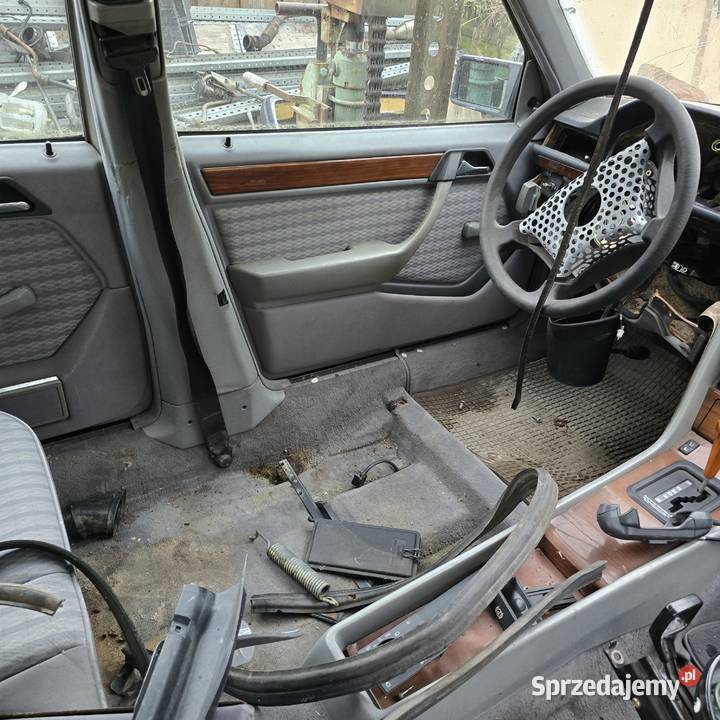 Mercedes W124 300 TD Rok produkcji 1990