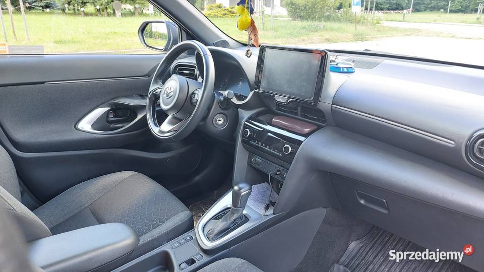 Toyota Yaris Cross 2023 Salon 1wł pełna historia