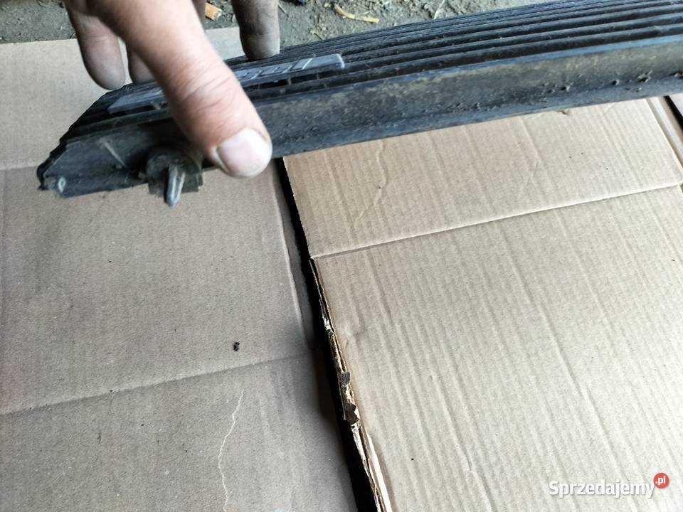 RENAULT 18 ATRAPA ATRAPKA ZDERZKA GRILL osobowe