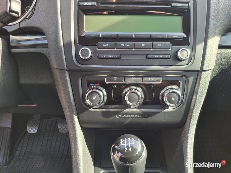 Sprzedam Volkswagen Golf 16 benzyna klimatyzacja Golf małopolskie