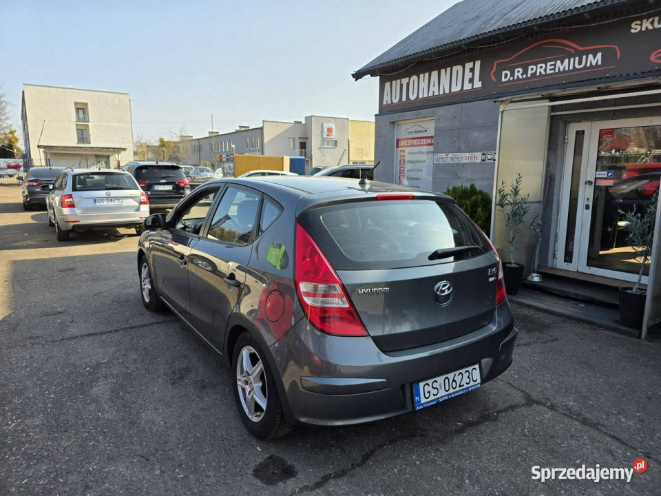 Hyundai i30 14 Benzyna 108 Dwa klucze Dwa