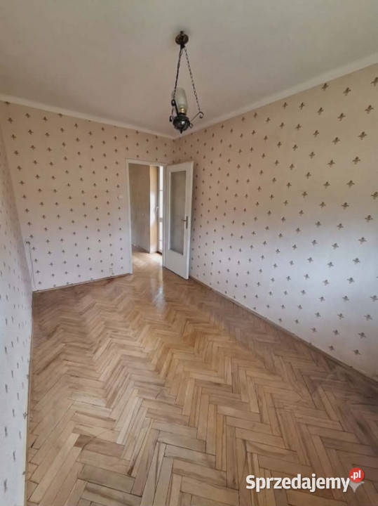 Bezpośrednio jasne 2 pokoje z balkonem Piętro 3 Kielce