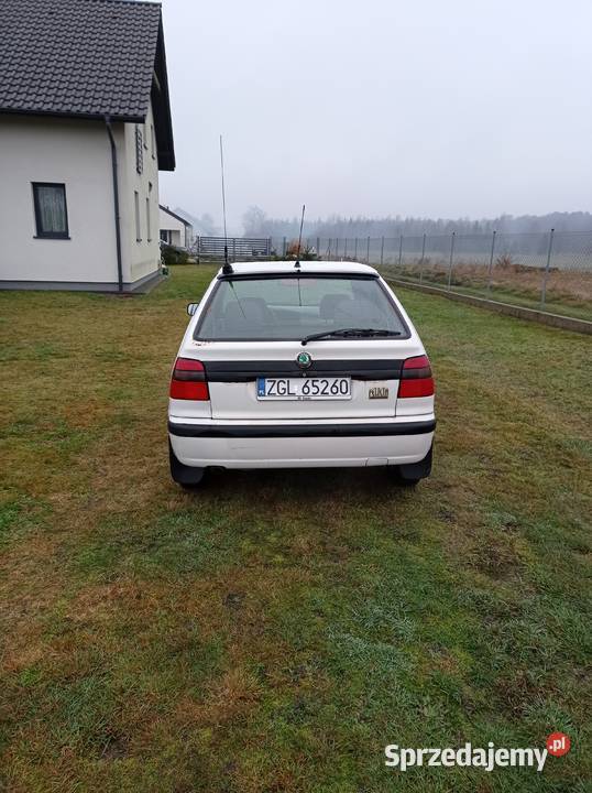 Skoda Felicia 13 LPG 70KM Białuń sprzedam