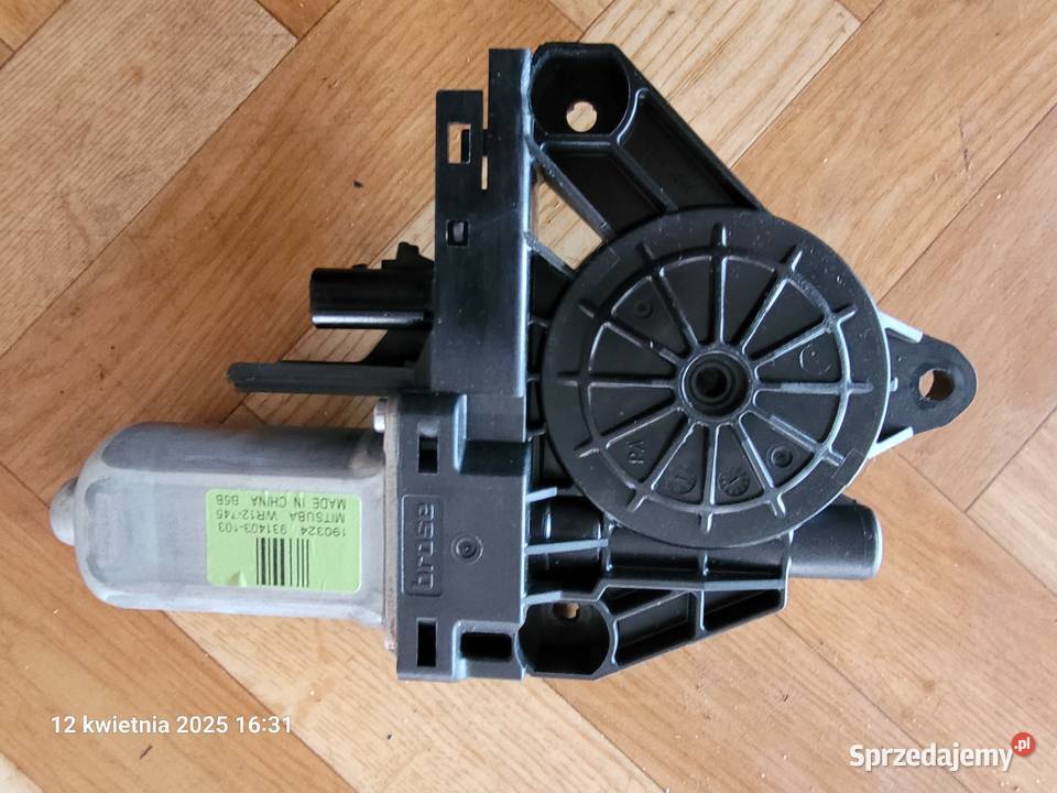 SILNICZEK PODNOSZENIA SZYB Jeep Grand Cherokee Rok produkcji 2019 Radom sprzedam