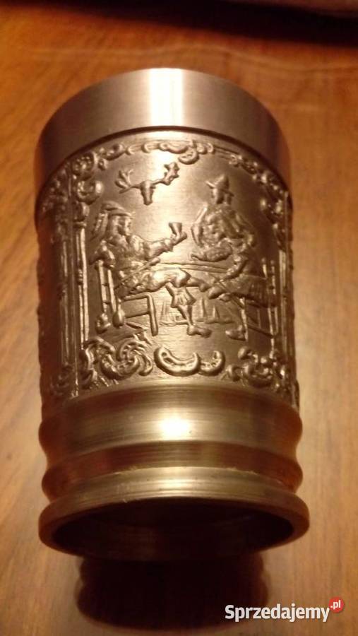 Metalowa czarka do wina sygnowana Warszawa