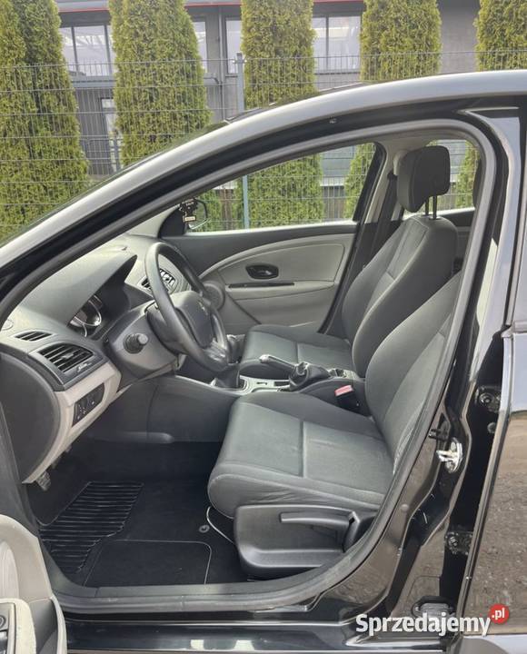 Renault Megane III 16 2011r 5 dzrzwi Klima Super