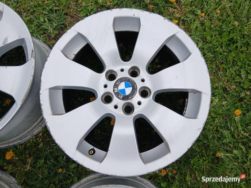 4x Felgi aluminiowe BMW Borbet 6775596 8Jx17 Szczerbice