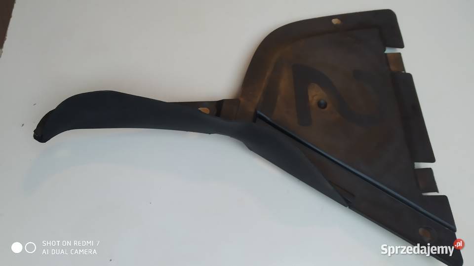 BMW E36 mocowanie nadkola prawy przód oryginał osobowe Tomaszów Mazowiecki