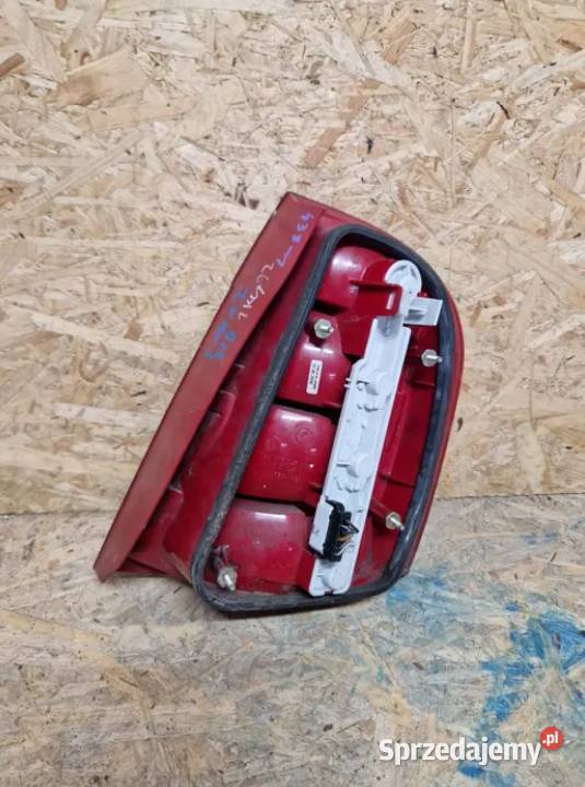 Lampa lewy tył Skoda Fabia 1 hatchback Lampy tylne dolnośląskie Złotoryja