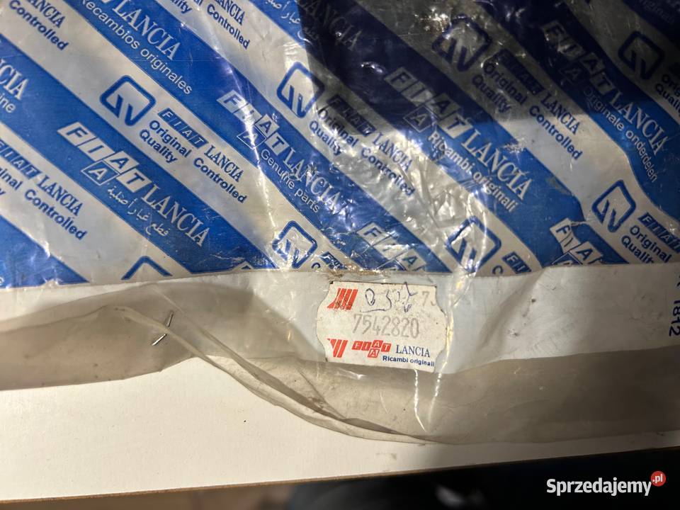 Listwa nakładka nadkola błotnika 126p FL prawa osobowe Warszawa
