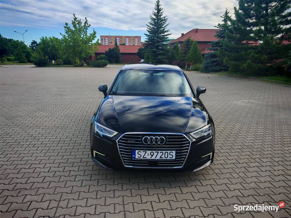 HYBRYDA PLUGIN etron 14 TFSI 204 Stronic 2018 1400cm3 śląskie
