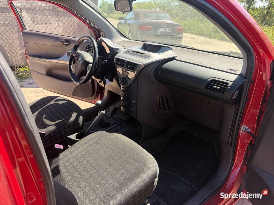 Toyota IQ 2011 14 d 110 przebieg Poznań sprzedam