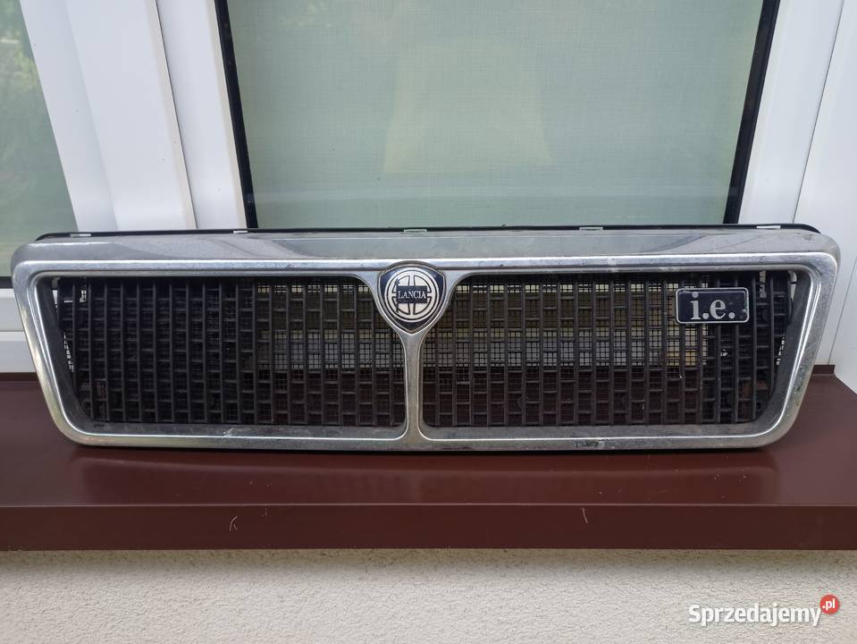 Lancia Thema I grill atrapa przednia chłodnicy Sieradz