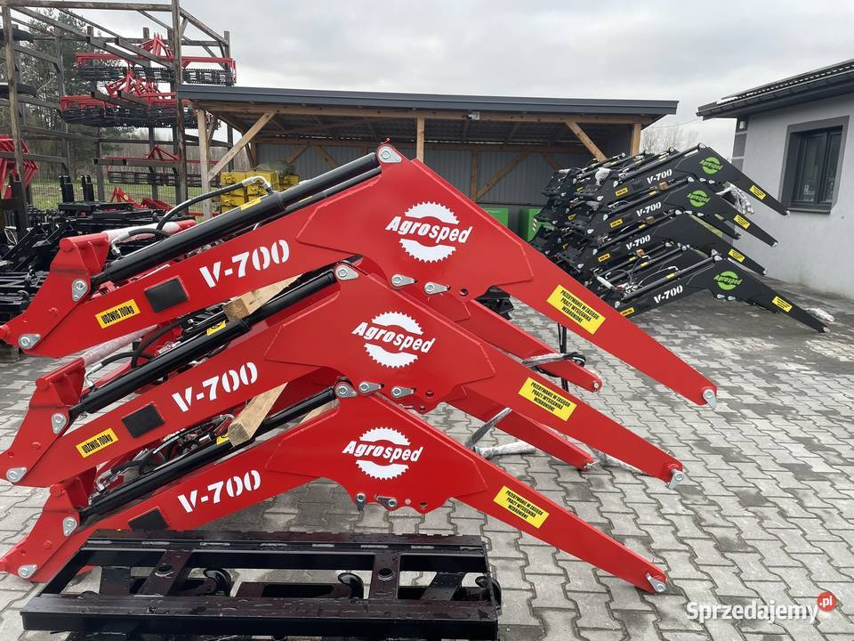 Ładowacz czołowy V700 Zamość