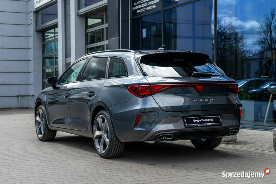 Cupra Leon Sportstourer 15 eTSI 150 DSG Dostępny czujnik deszczu Leon Sportstourer Łódź
