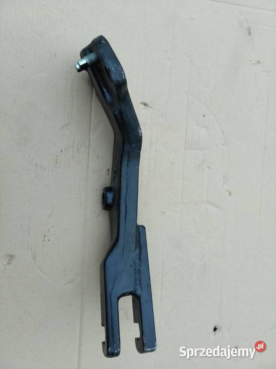 Ursus 28123512 MF 235 255 nakładka lewa PRL Ursus Lublin