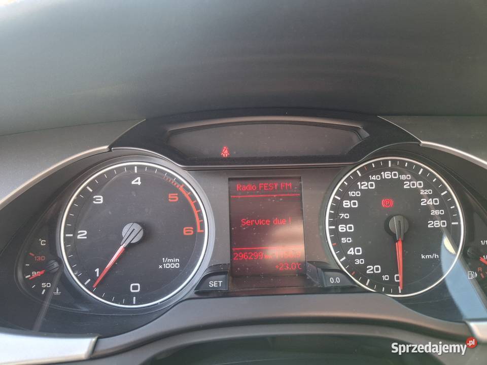 Audi A4 B8 Avant Kamieniec