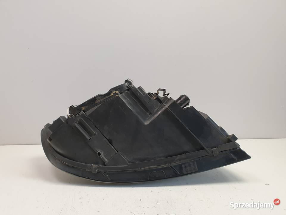 LAMPA LEWA Volvo S40 V50 XENON PRZEDNIA lewy Rudka