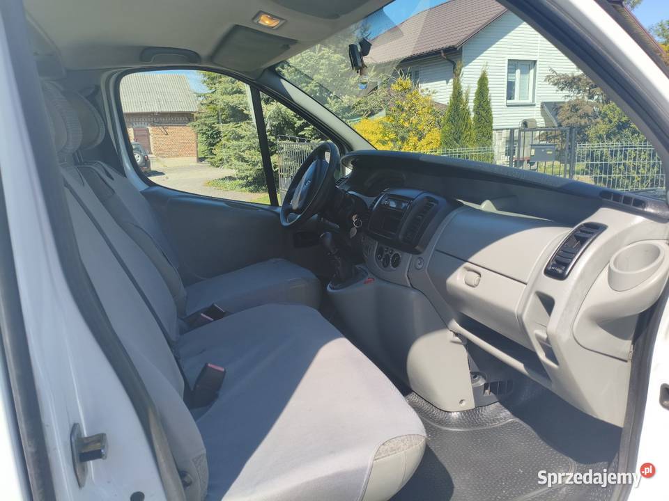 Renault Trafic Long 6 osób Klima Lift Hak 2T manualna Motoryzacja Rybczewice Drugie