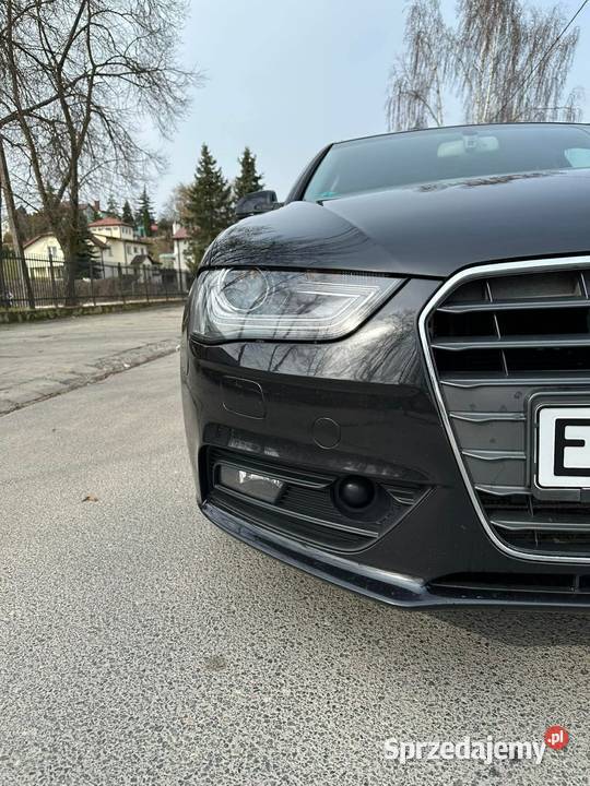 Ausi a4 b8 20 tdi Sierpc