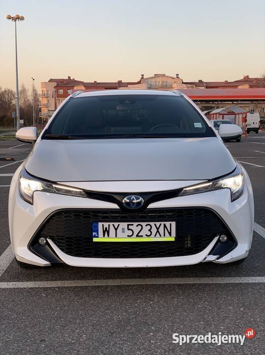Toyota Corolla Kombi 18 Hybryda 98 2021r Stan Rok produkcji 2021 kujawsko-pomorskie Bydgoszcz