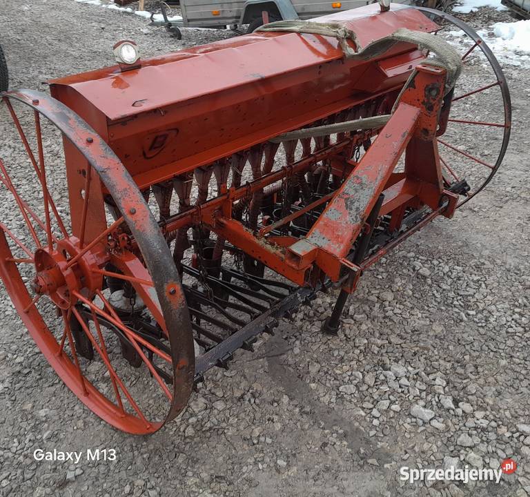 Siewnik 17 lejkowy oryginalny meprozet